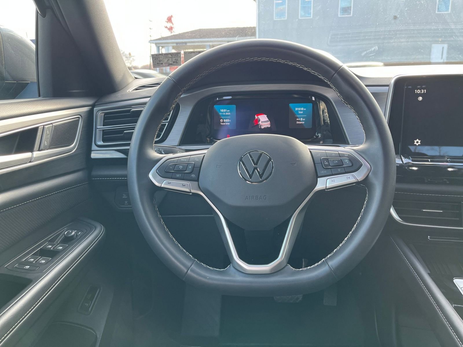 Used 2025 Volkswagen Atlas Cross Sport SE image 28