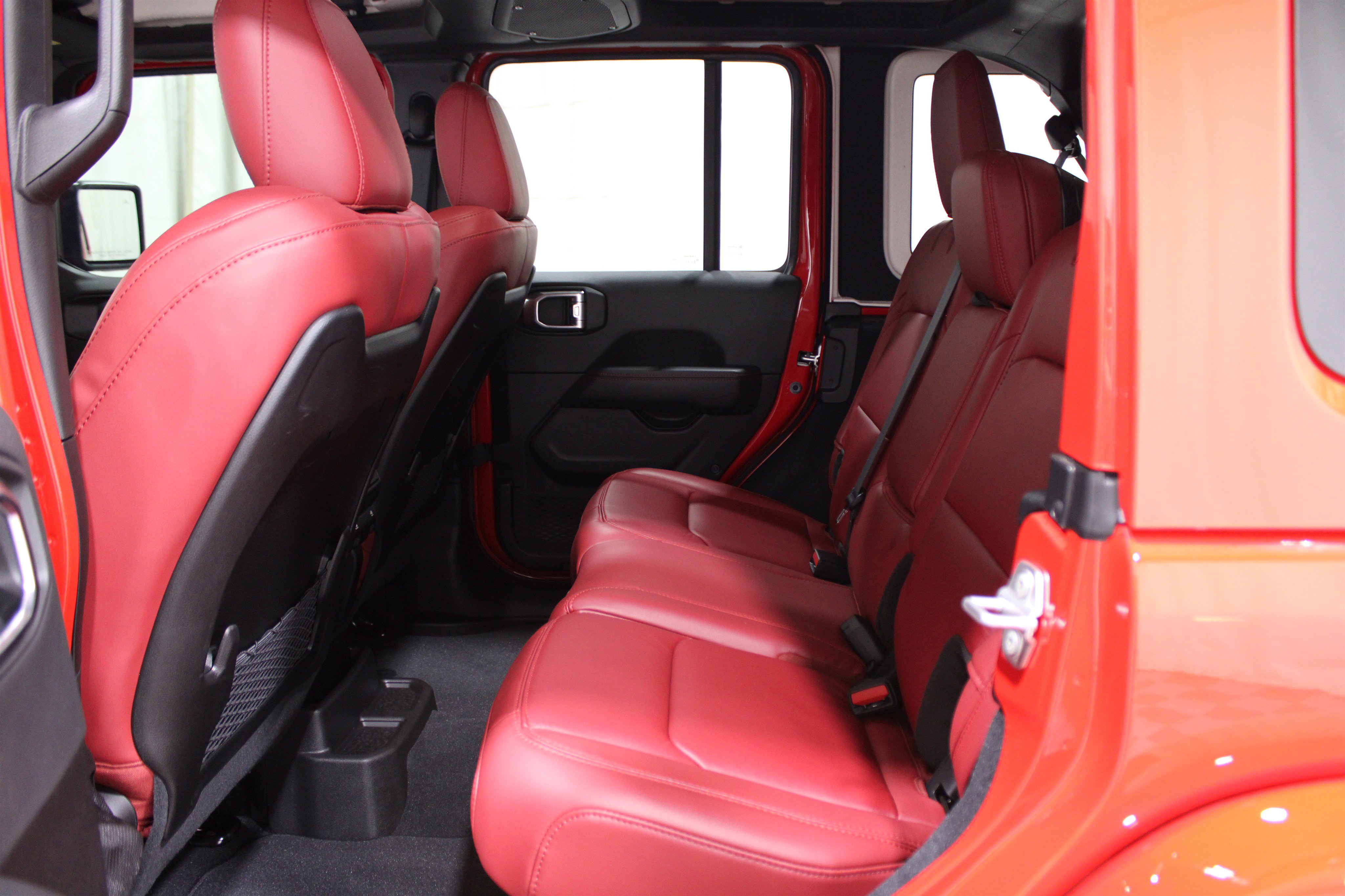 Used 2024 Jeep Wrangler Unlimited Rubicon 392 image 25