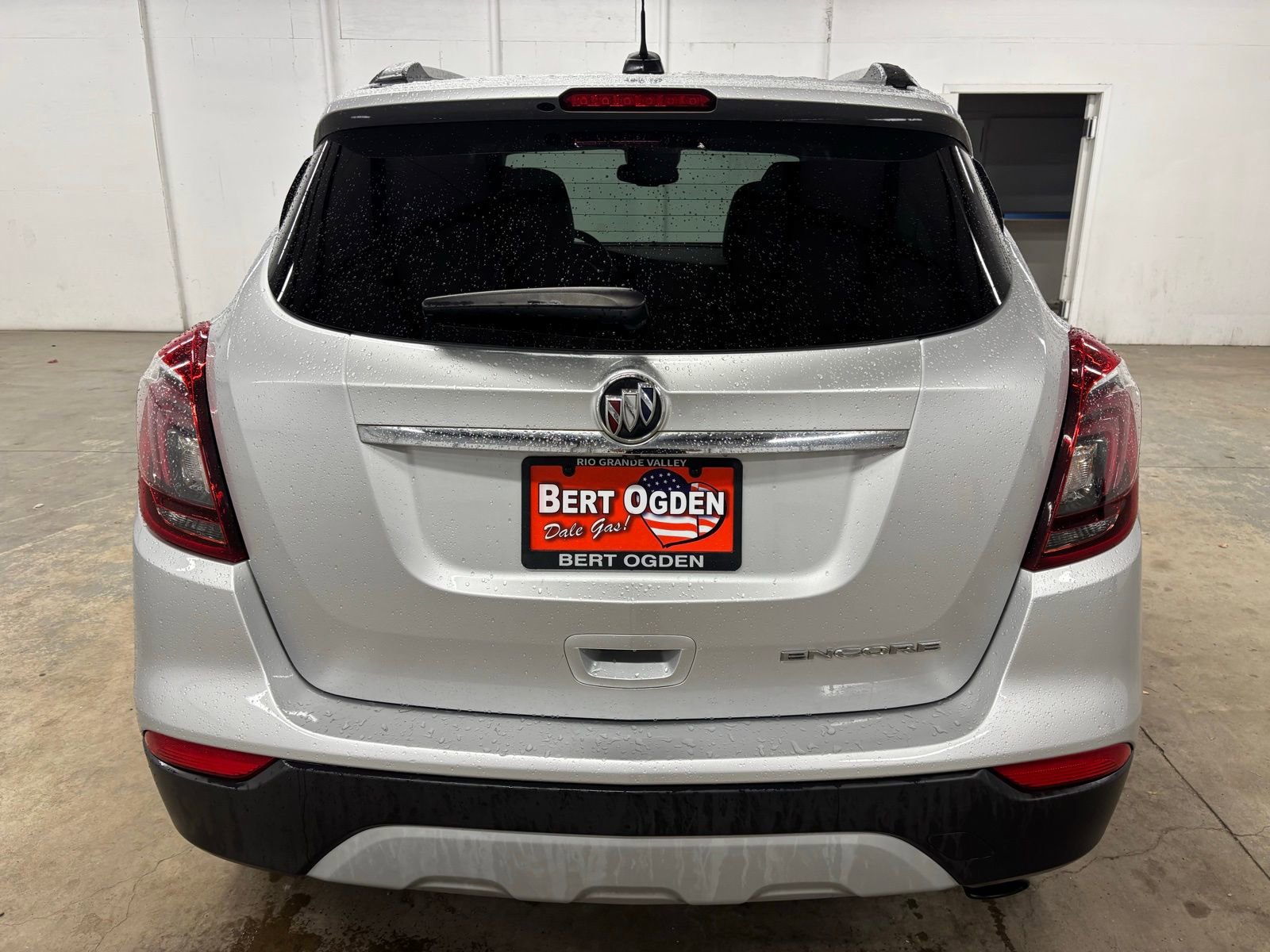 Used 2020 Buick Encore Preferred w/ Safety Package FWD image 6