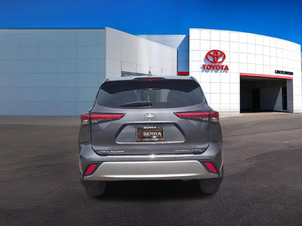 Used 2021 Toyota Highlander Platinum AWD/4WD image 13