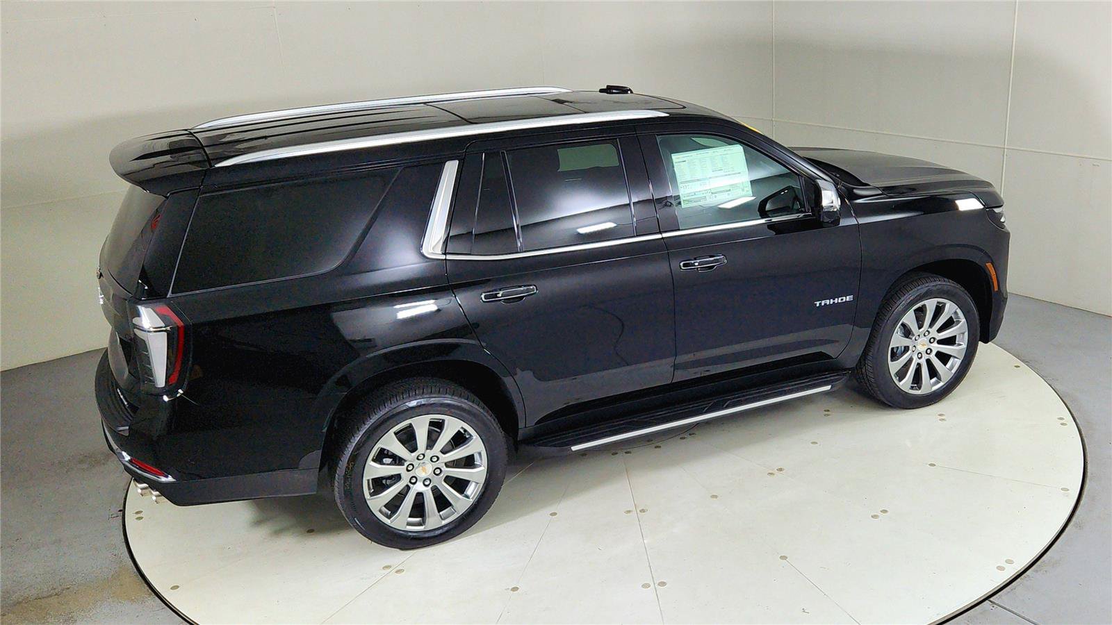 New 2026 Chevrolet Tahoe Premier w/ Sun And Tow Package AWD/4WD image 22