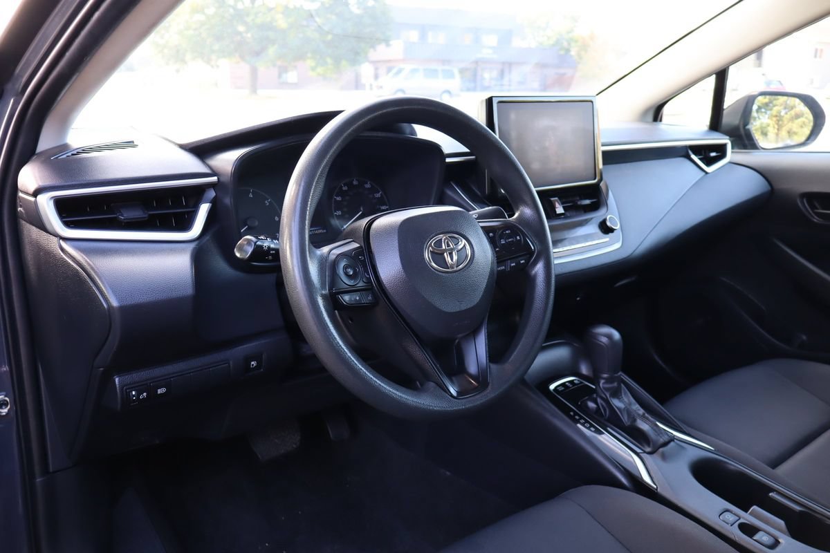 Used 2023 Toyota Corolla LE FWD image 15