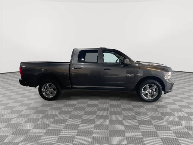 Used 2019 RAM 1500 Express w/ Express Value Package AWD/4WD image 6