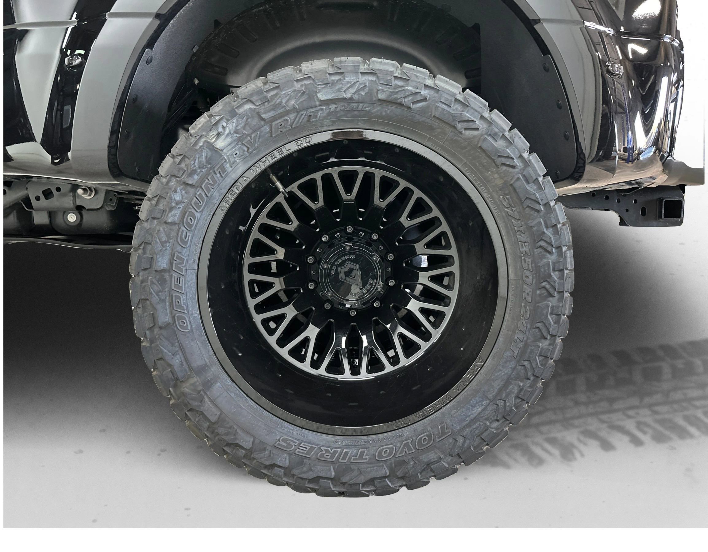 Used 2026 Ford F450 Platinum w/ FX4 Off-Road Package AWD/4WD image 26