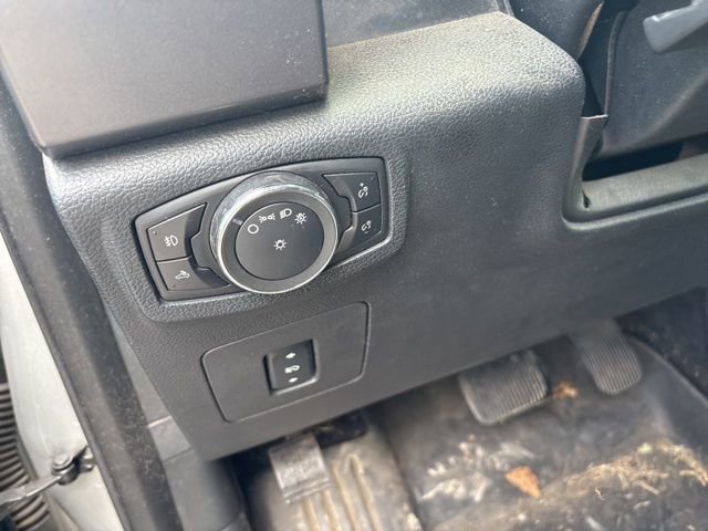 Used 2015 Ford F150 XLT w/ Equipment Group 301A Mid image 25