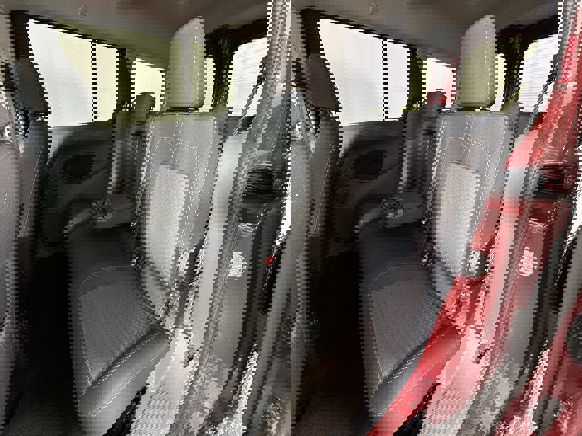 Used 2019 Ford Transit Connect XLT w/ Driver-Assist Package image 27