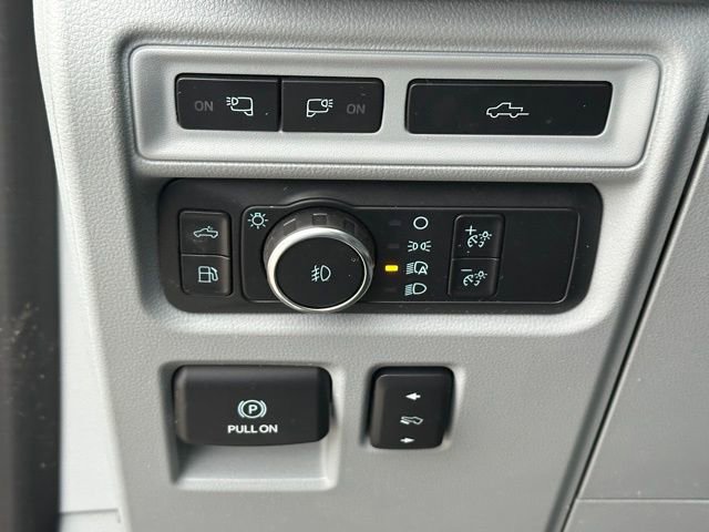 Used 2022 Ford F150 Limited image 9