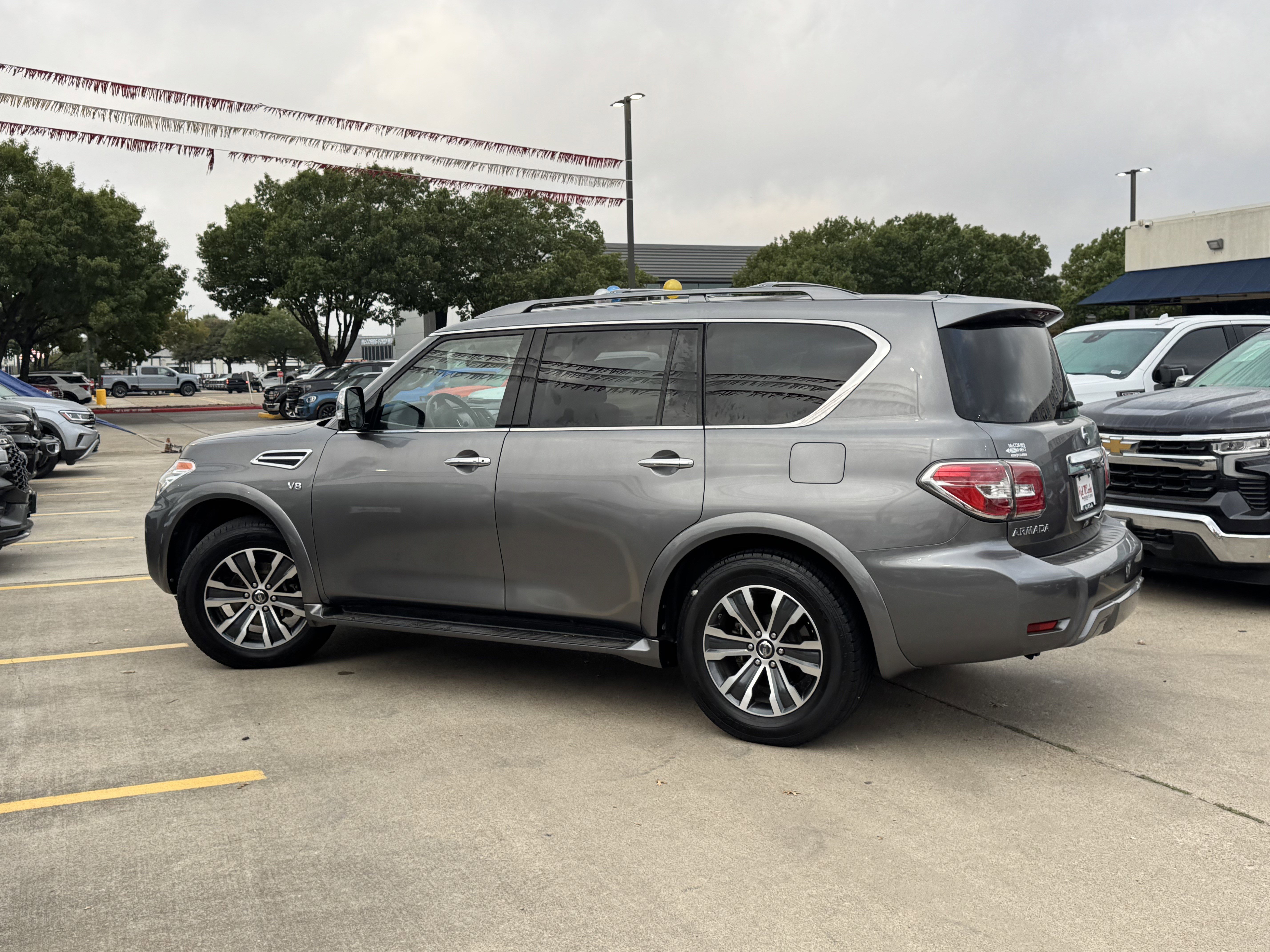 Used 2020 Nissan Armada SL w/ Premium Package image 11