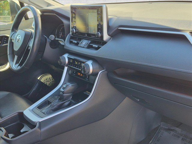 Used 2021 Toyota RAV4 Limited FWD image 21