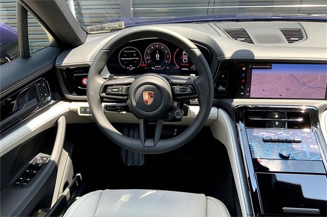New 2025 Porsche Panamera 4 image 19