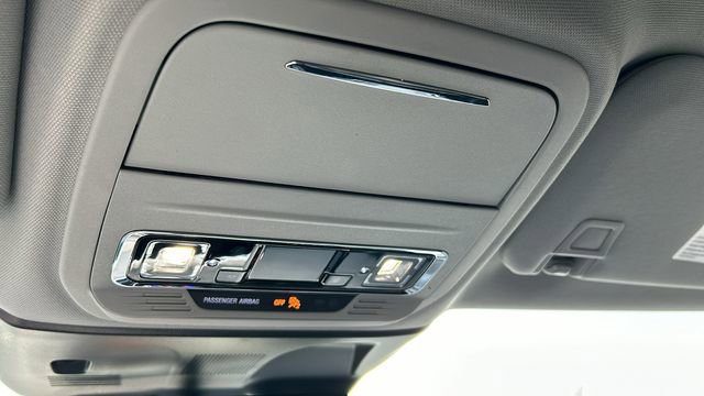 Used 2022 Lincoln Corsair Standard w/ Equipment Group 101A image 24