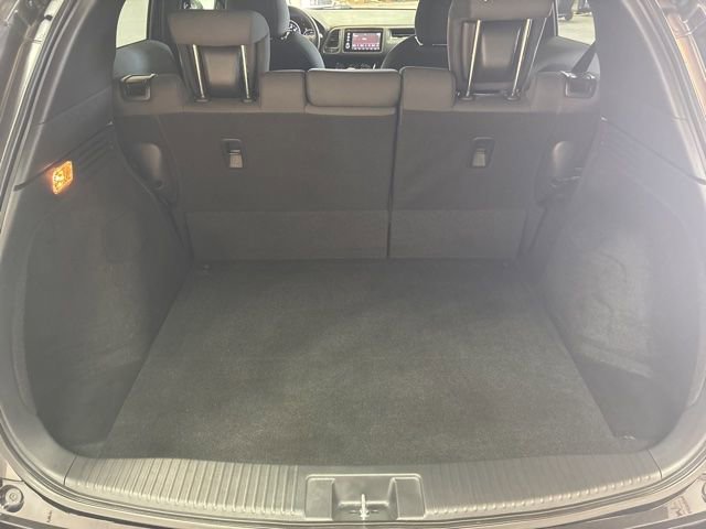 Used 2021 Honda HR-V Sport image 10