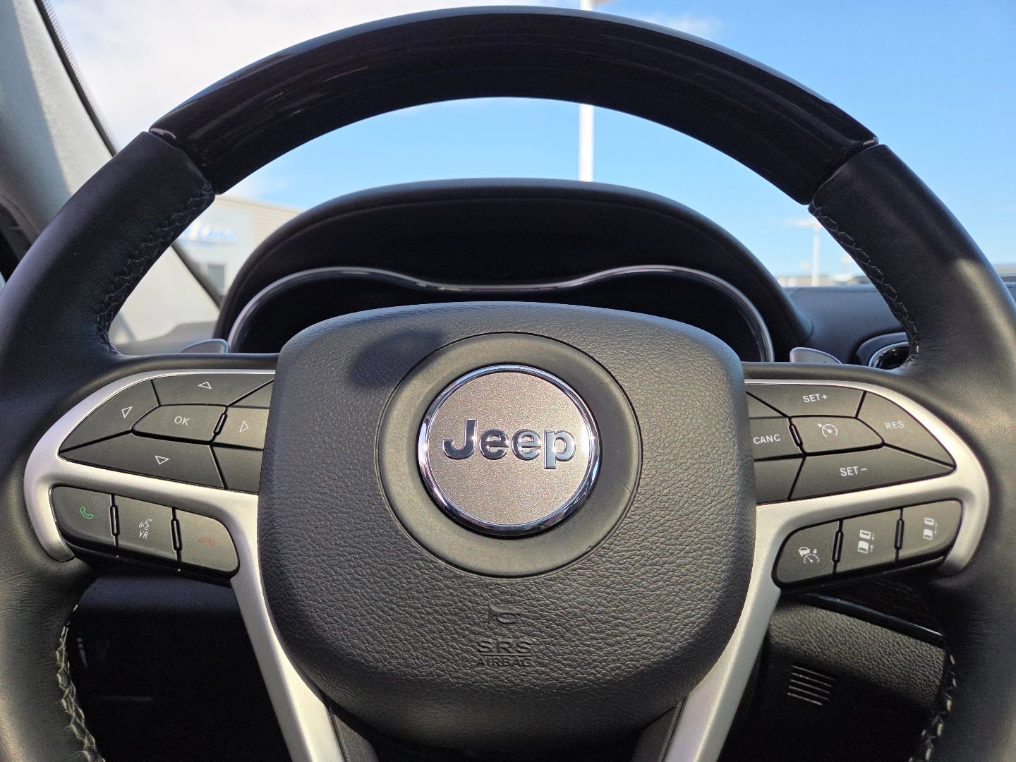 Used 2019 Jeep Grand Cherokee Summit image 32