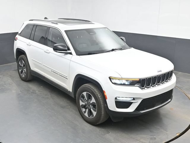 Used 2022 Jeep Grand Cherokee Limited 4xe w/ Luxury Tech Group II AWD/4WD image 13
