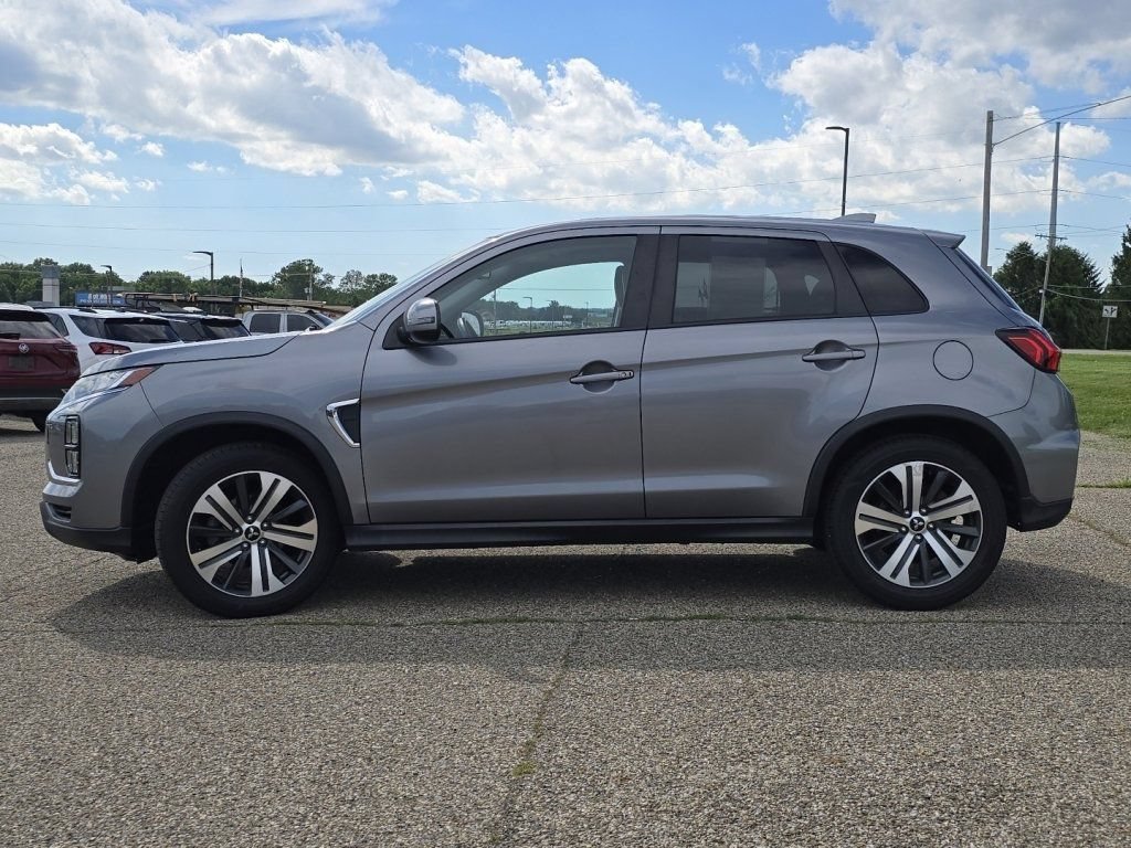 Used 2022 Mitsubishi Outlander Sport SE AWD/4WD image 14