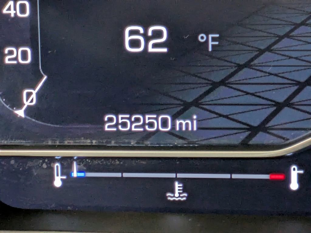 Used 2024 GMC Sierra 1500 Elevation w/ LPO, Elevation Black Package image 16