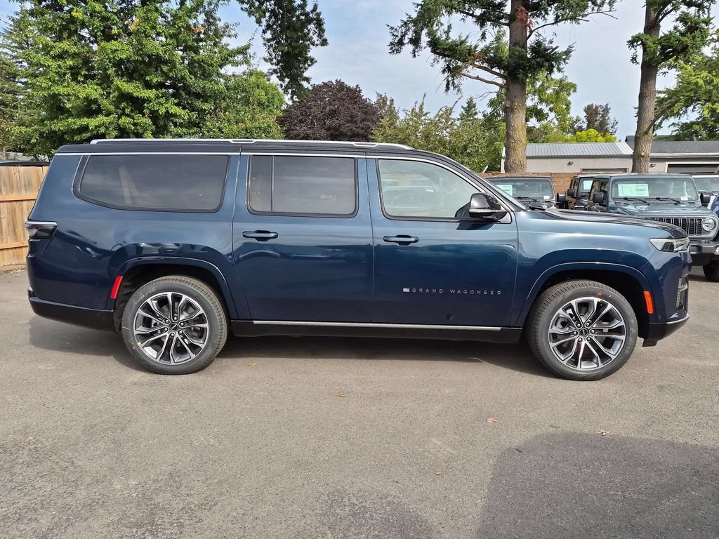 New 2026 Jeep Grand Wagoneer L Summit AWD/4WD image 8