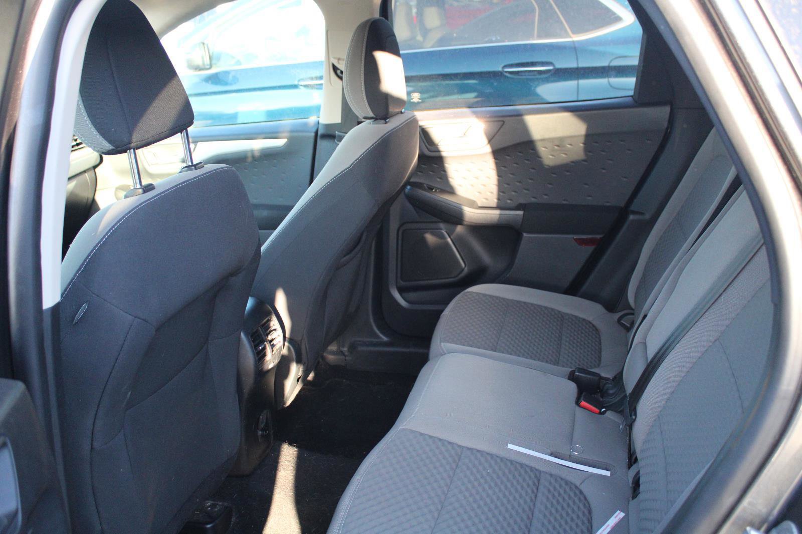 Used 2020 Ford Escape SE FWD image 7