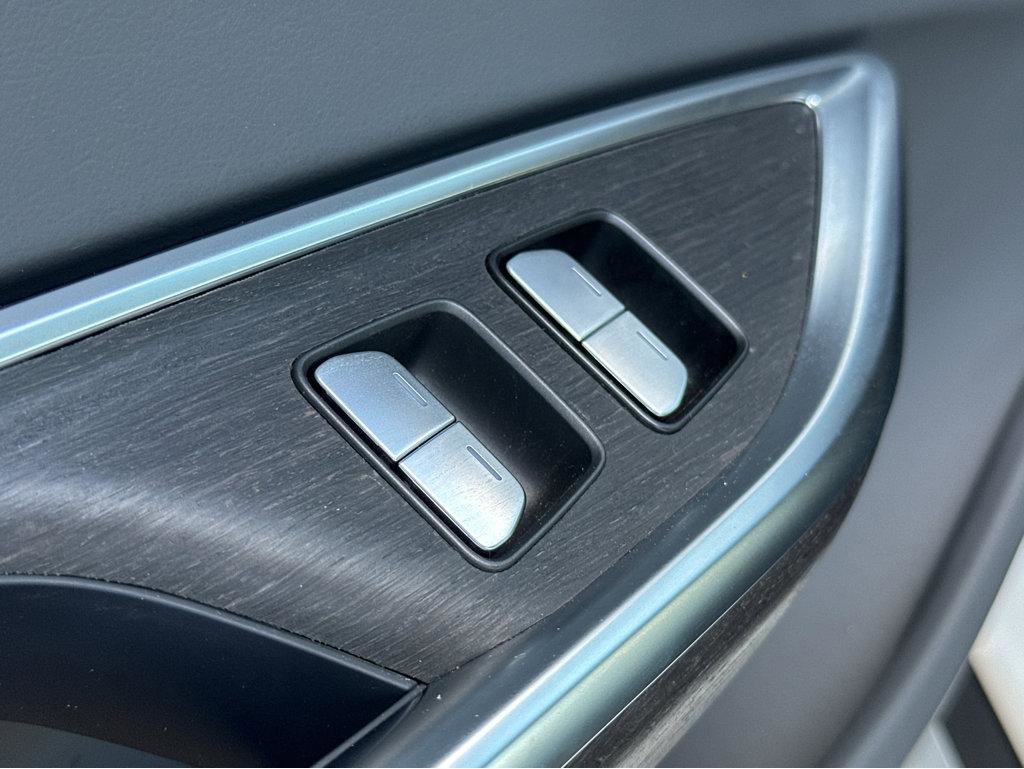 Used 2024 Lucid Air Touring image 34