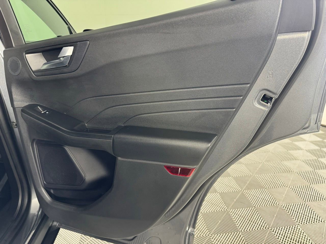 Used 2024 Ford Escape ST-Line Elite w/ Premium Technology Package AWD/4WD image 36