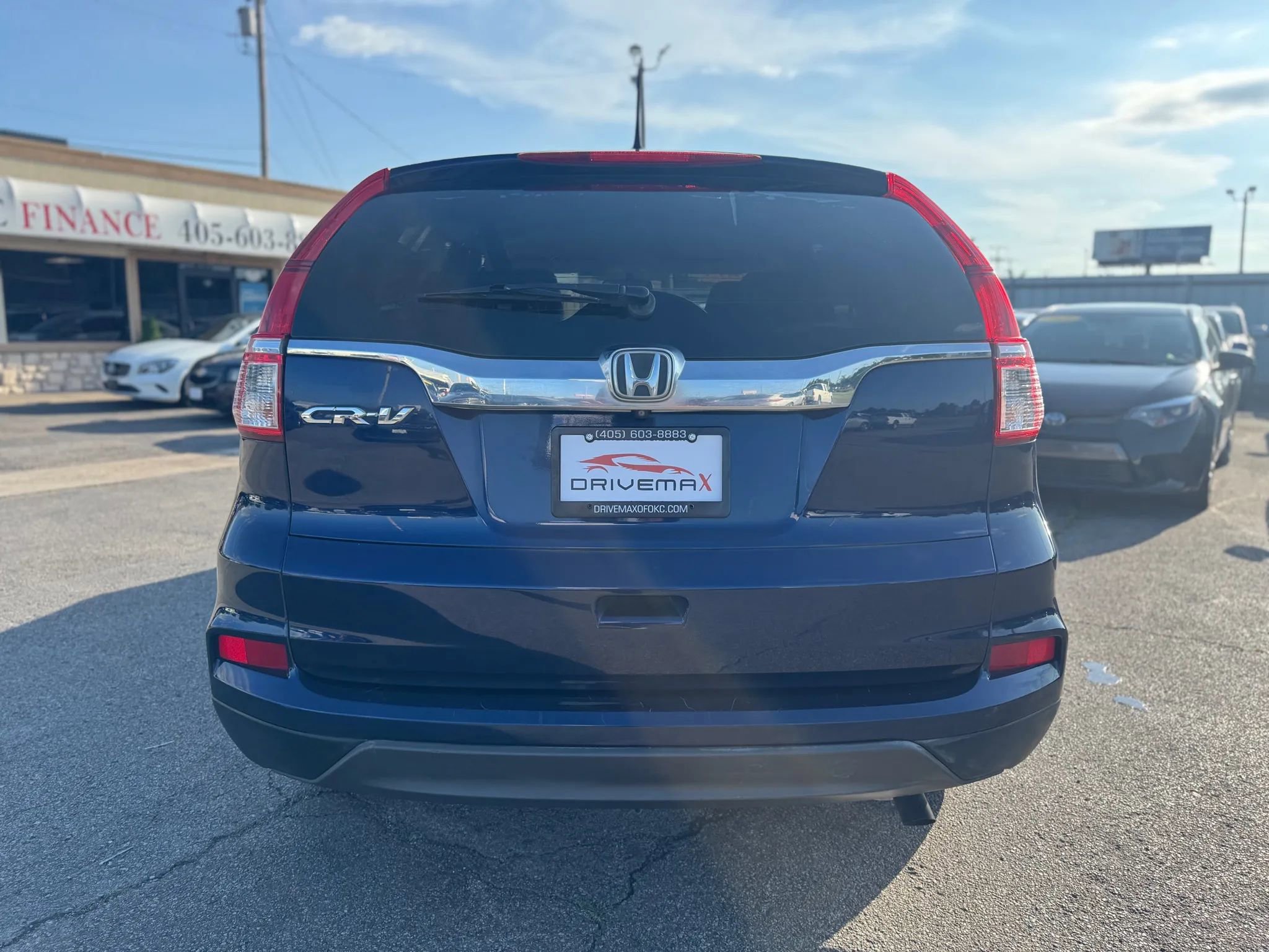 Used 2015 Honda CR-V LX image 4