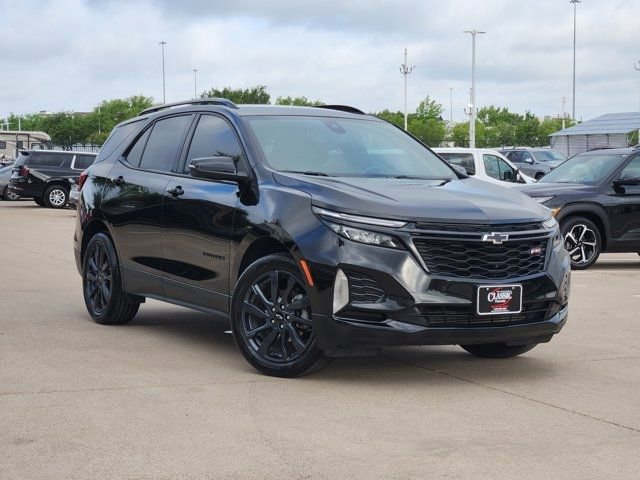 Used 2024 Chevrolet Equinox RS w/ RS Leather Package image 2
