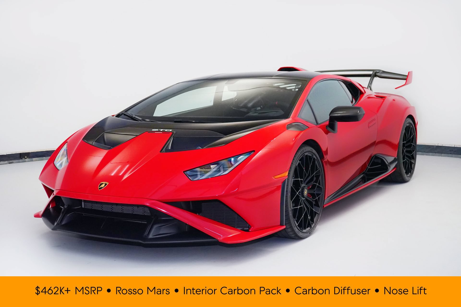 Used 2023 Lamborghini Huracan STO RWD image 2