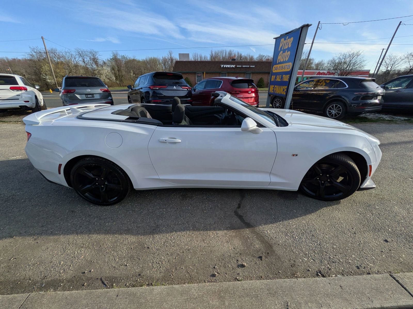 Used 2017 Chevrolet Camaro LT image 6