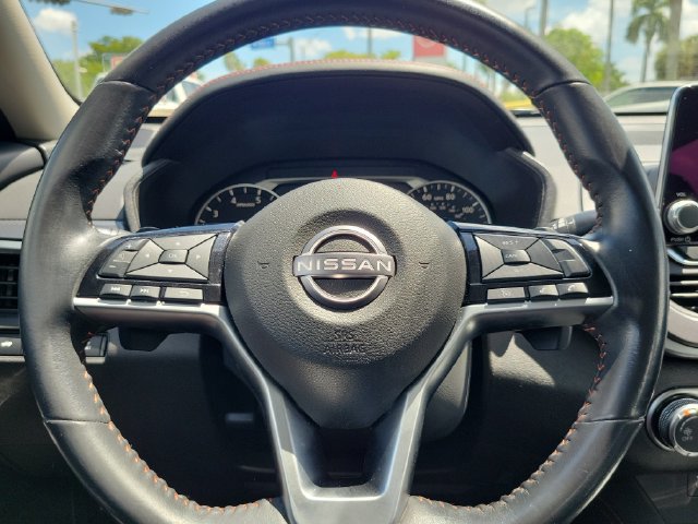 Used 2023 Nissan Altima 2.5 SR FWD image 18