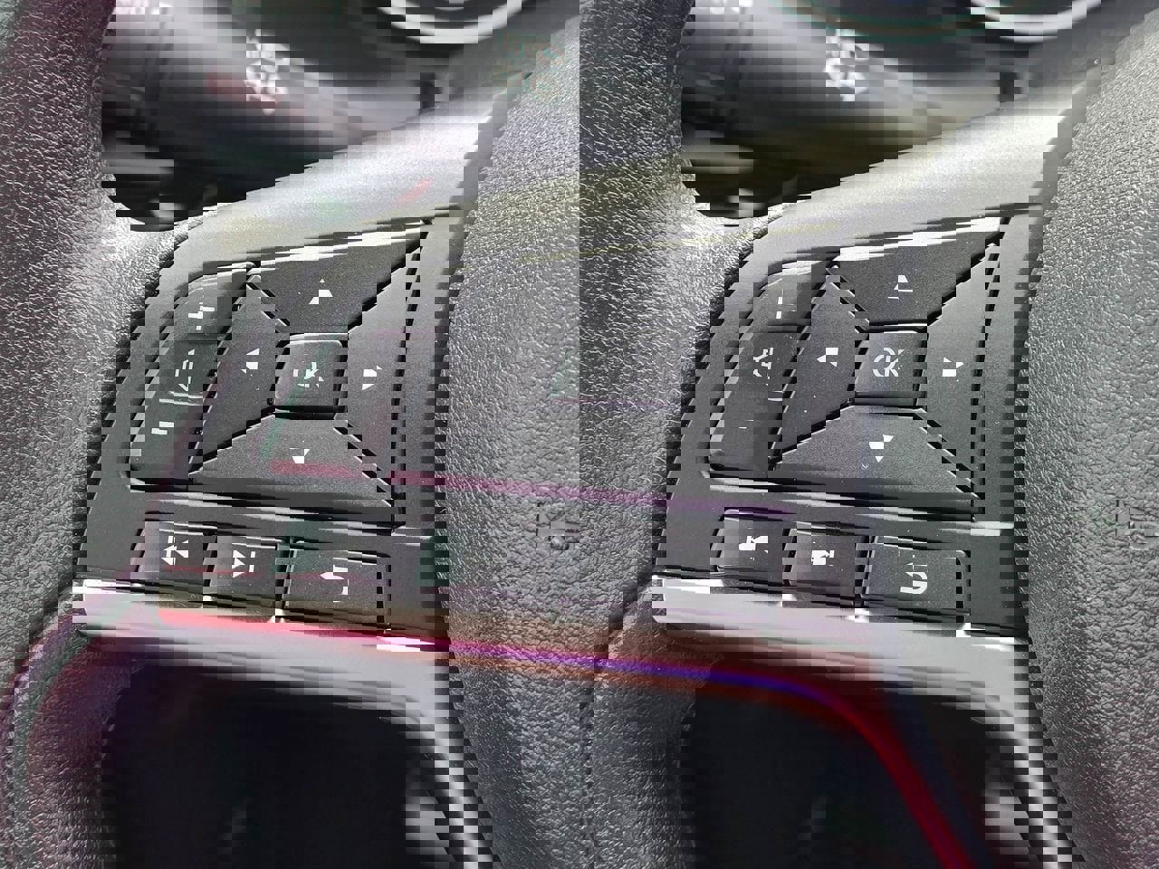 Used 2025 Nissan Sentra SV image 23