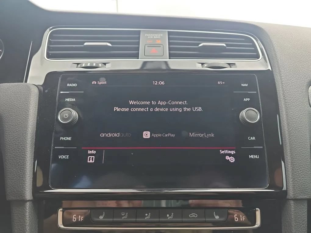 Used 2019 Volkswagen GTI Autobahn FWD image 29