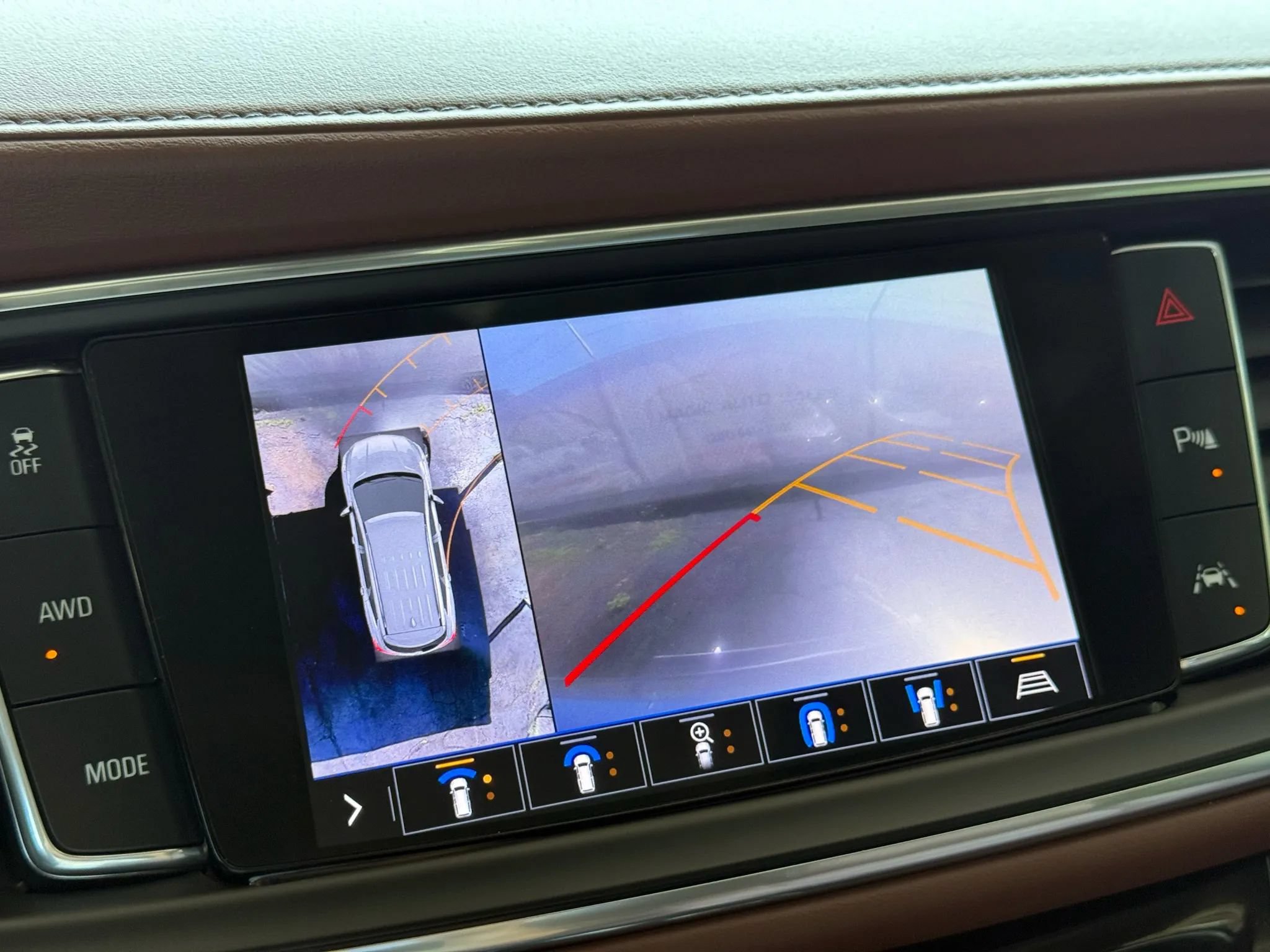 Used 2021 Buick Enclave Avenir w/ Avenir Technology Package AWD/4WD image 92