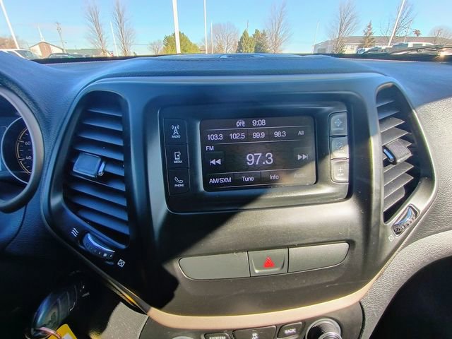 Used 2016 Jeep Cherokee Sport w/ Cold Weather Group image 22