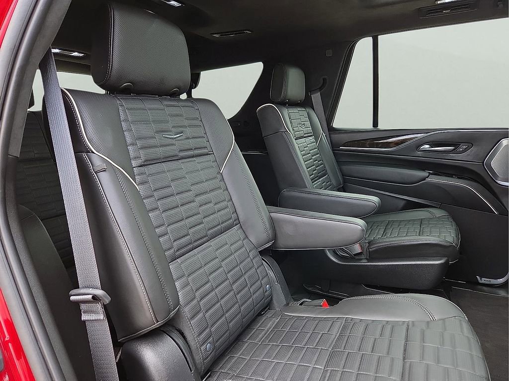 Used 2023 Cadillac Escalade Premium Luxury Platinum AWD/4WD image 10