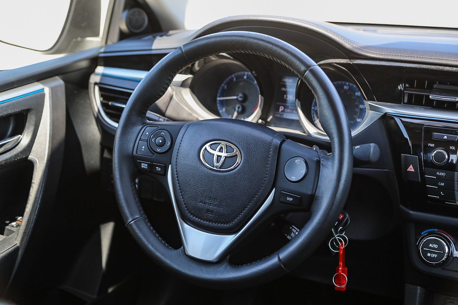 Used 2016 Toyota Corolla S FWD image 15