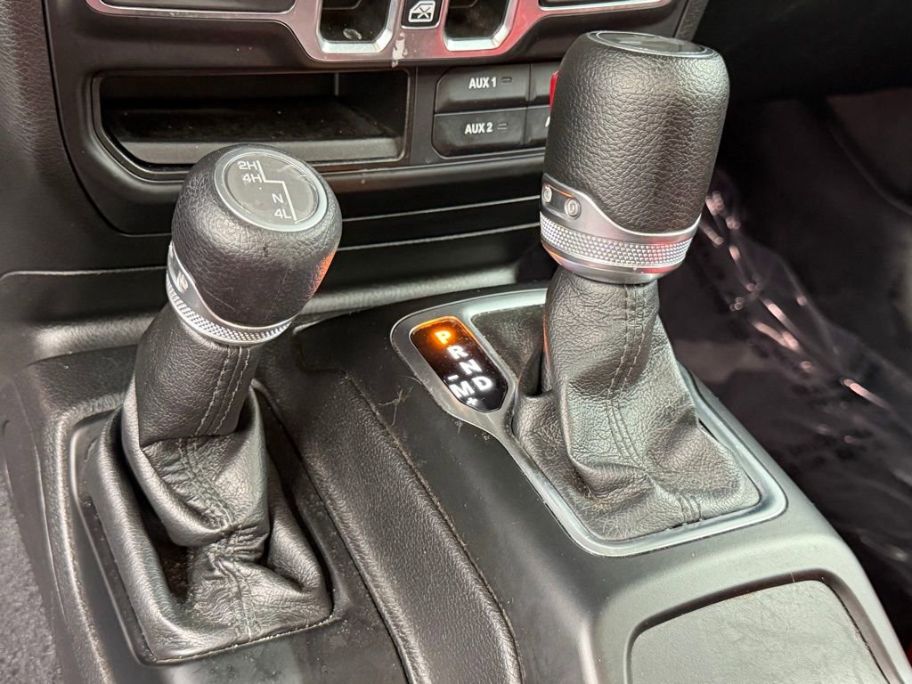 Used 2021 Jeep Wrangler Unlimited Sport image 27