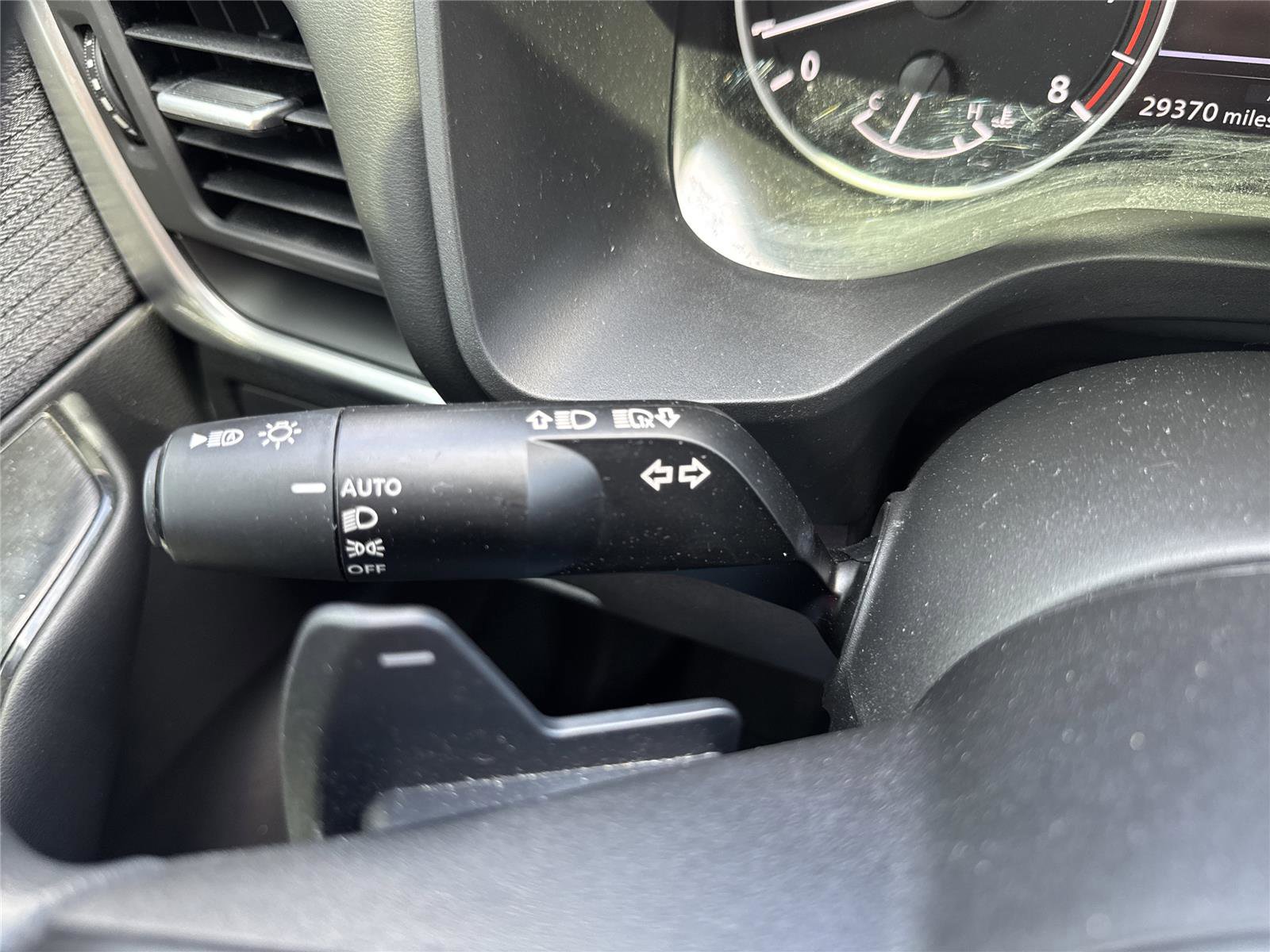 Used 2023 Nissan Rogue S image 21