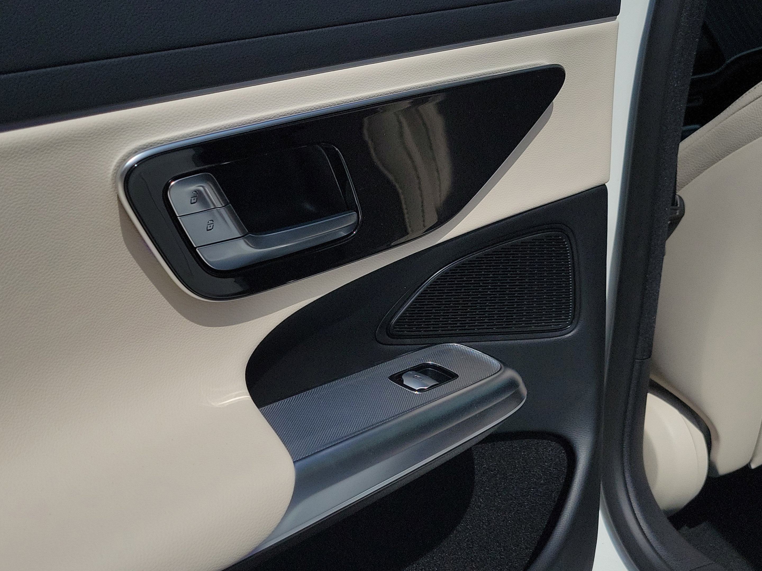 Certified 2026 Mercedes-Benz E 350 4MATIC Sedan image 7