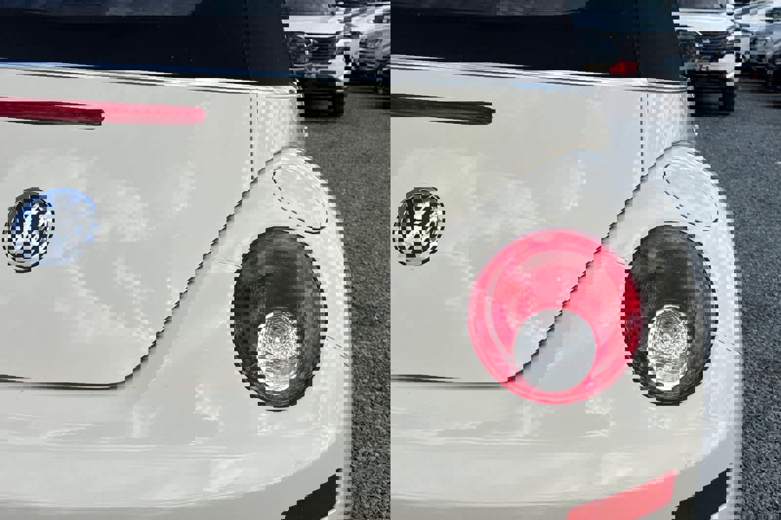 Used 2009 Volkswagen Beetle S image 15