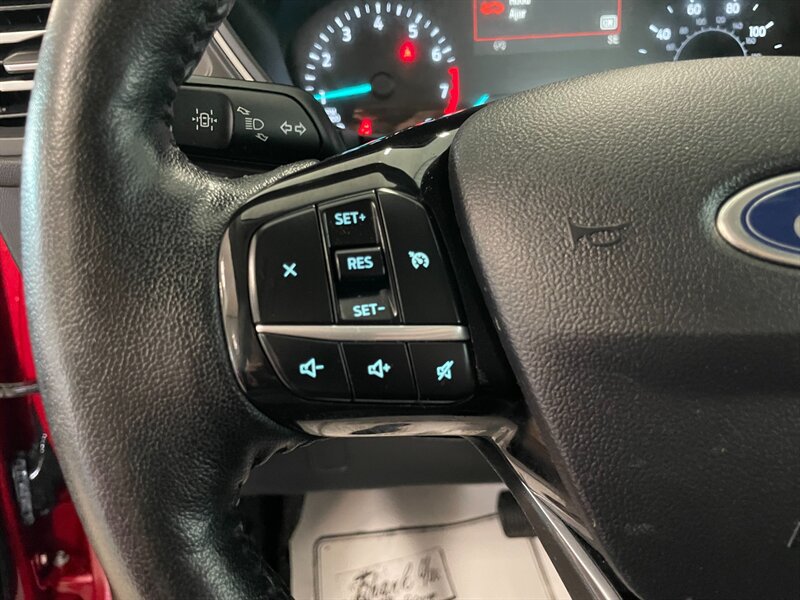 Used 2021 Ford Escape SEL AWD/4WD image 10