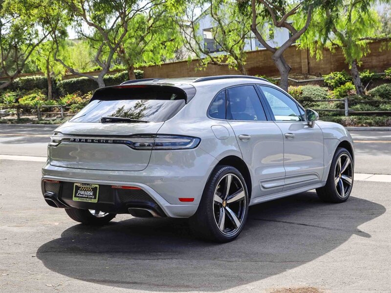 Used 2023 Porsche Macan w/ Premium Package Plus AWD/4WD image 5