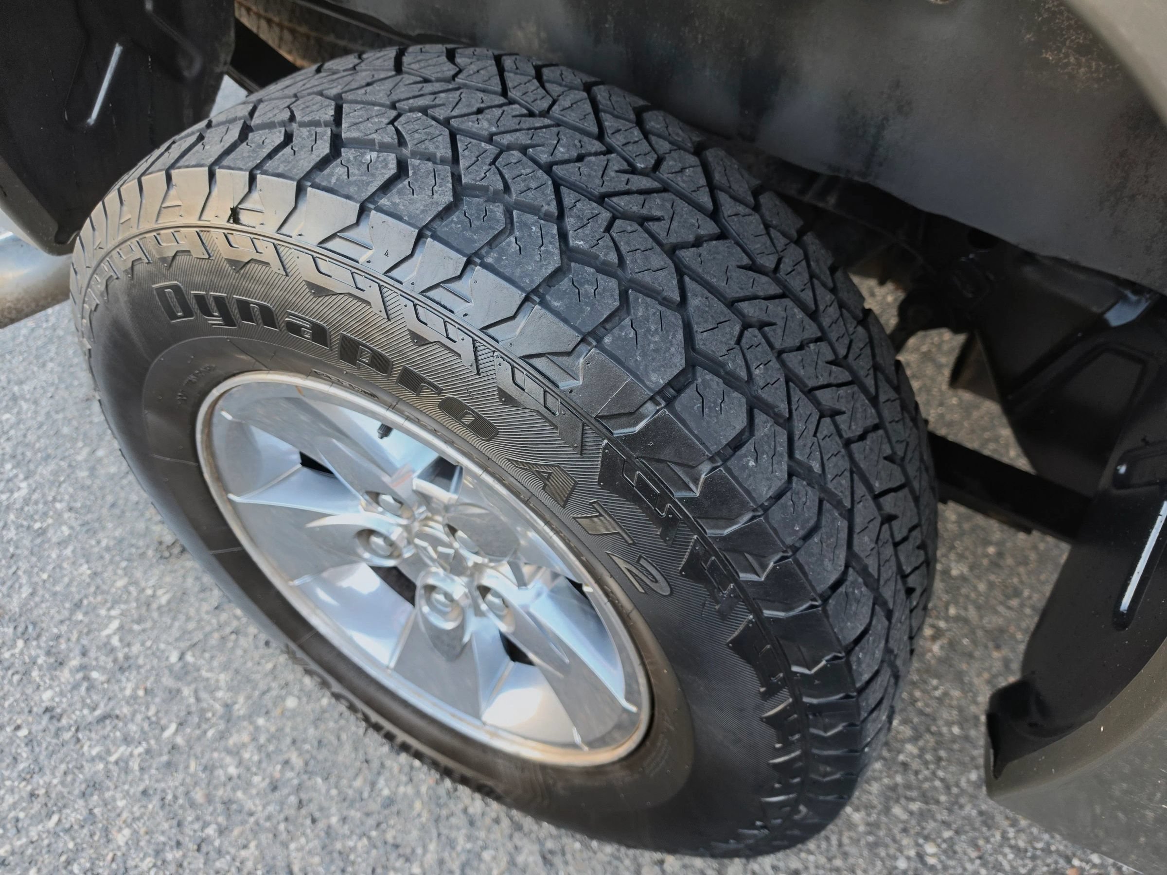 Used 2006 Mitsubishi Raider XLS AWD/4WD image 38