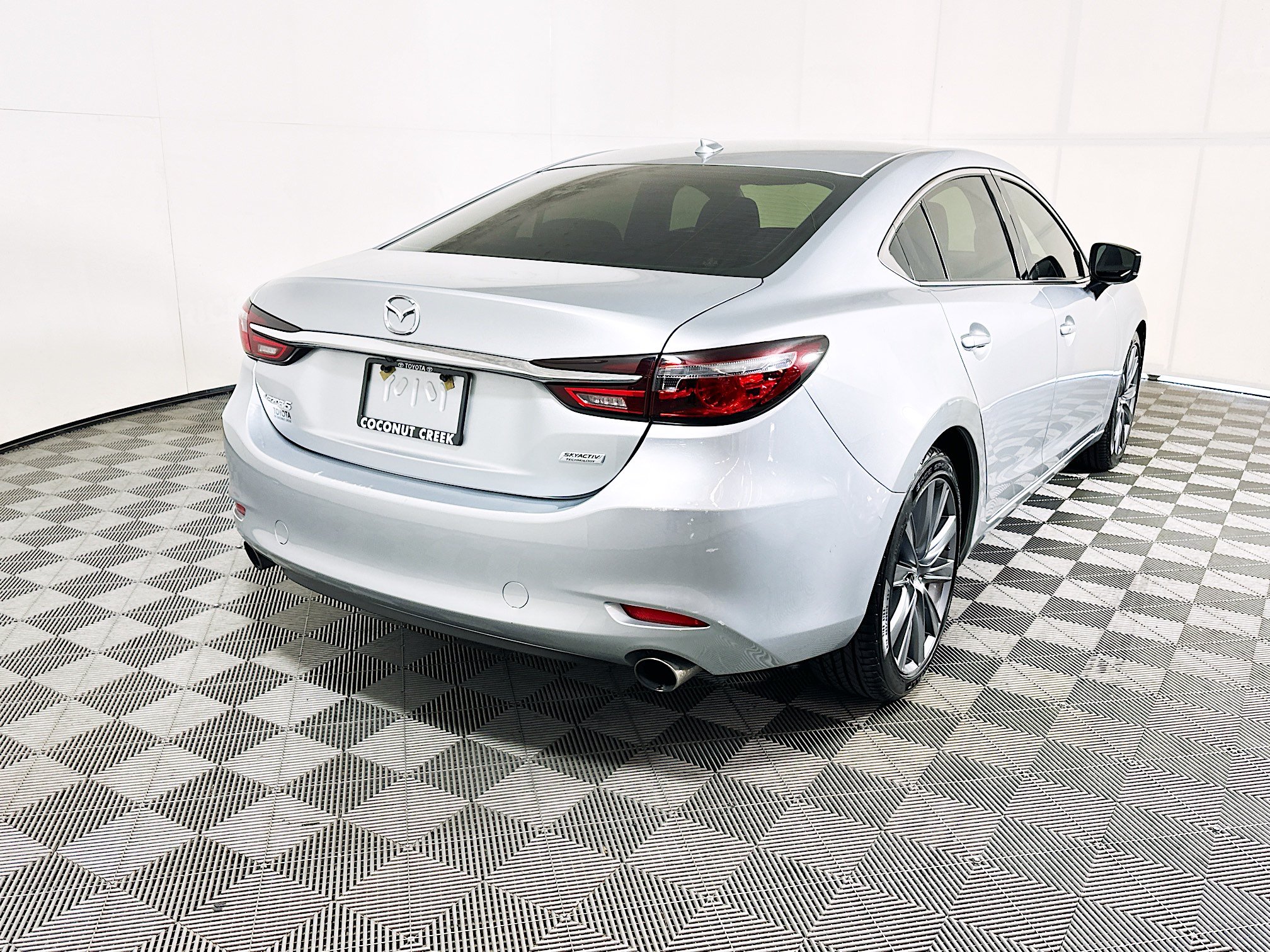 Used 2018 MAZDA MAZDA6 Grand Touring FWD image 3