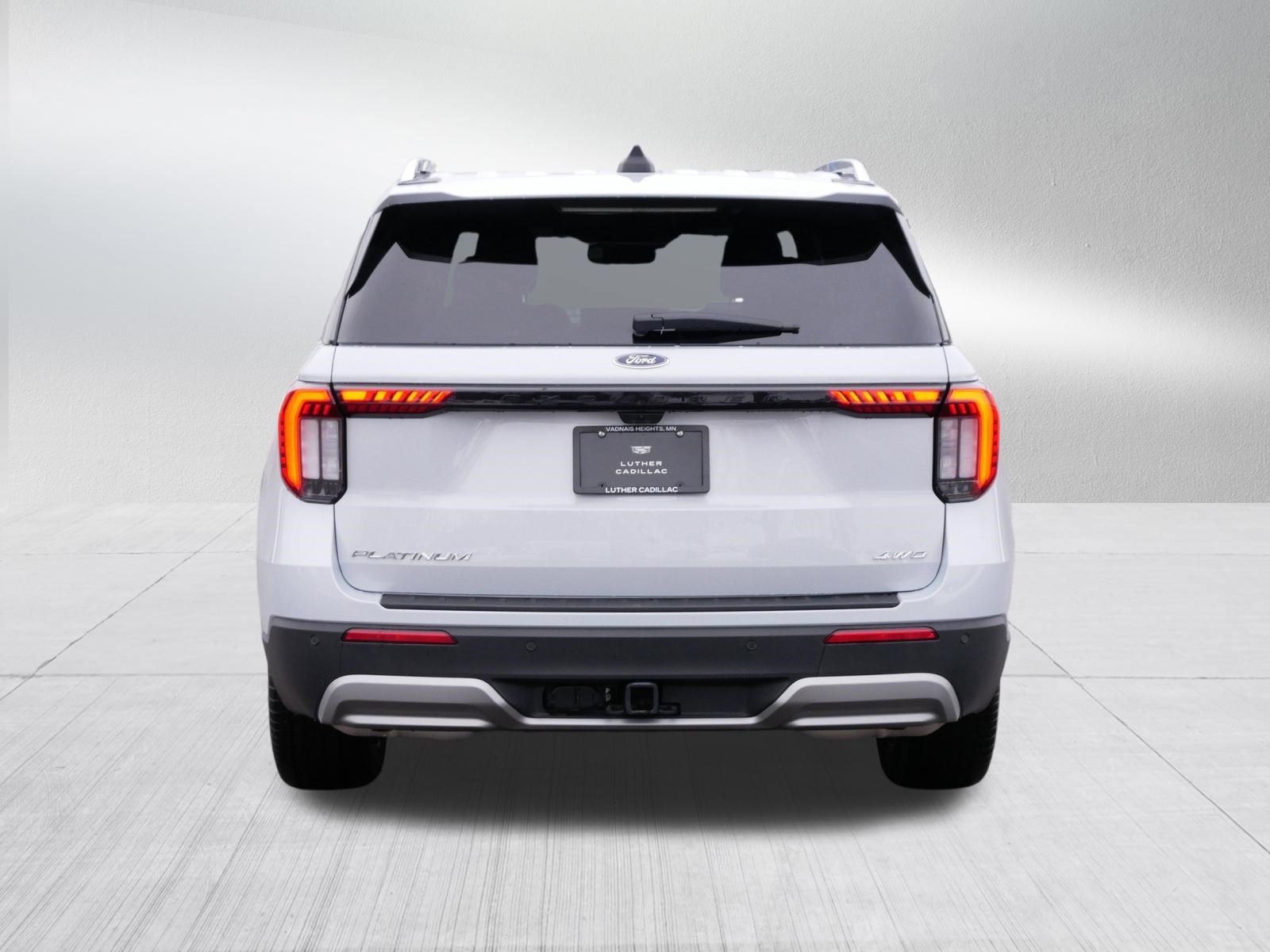 Used 2025 Ford Explorer Platinum w/ LUX Leather Package AWD/4WD image 6