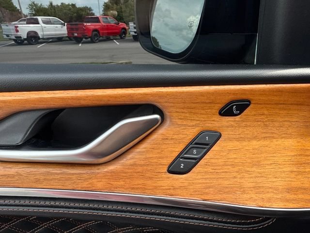 Used 2023 Jeep Grand Cherokee L Summit AWD/4WD image 14
