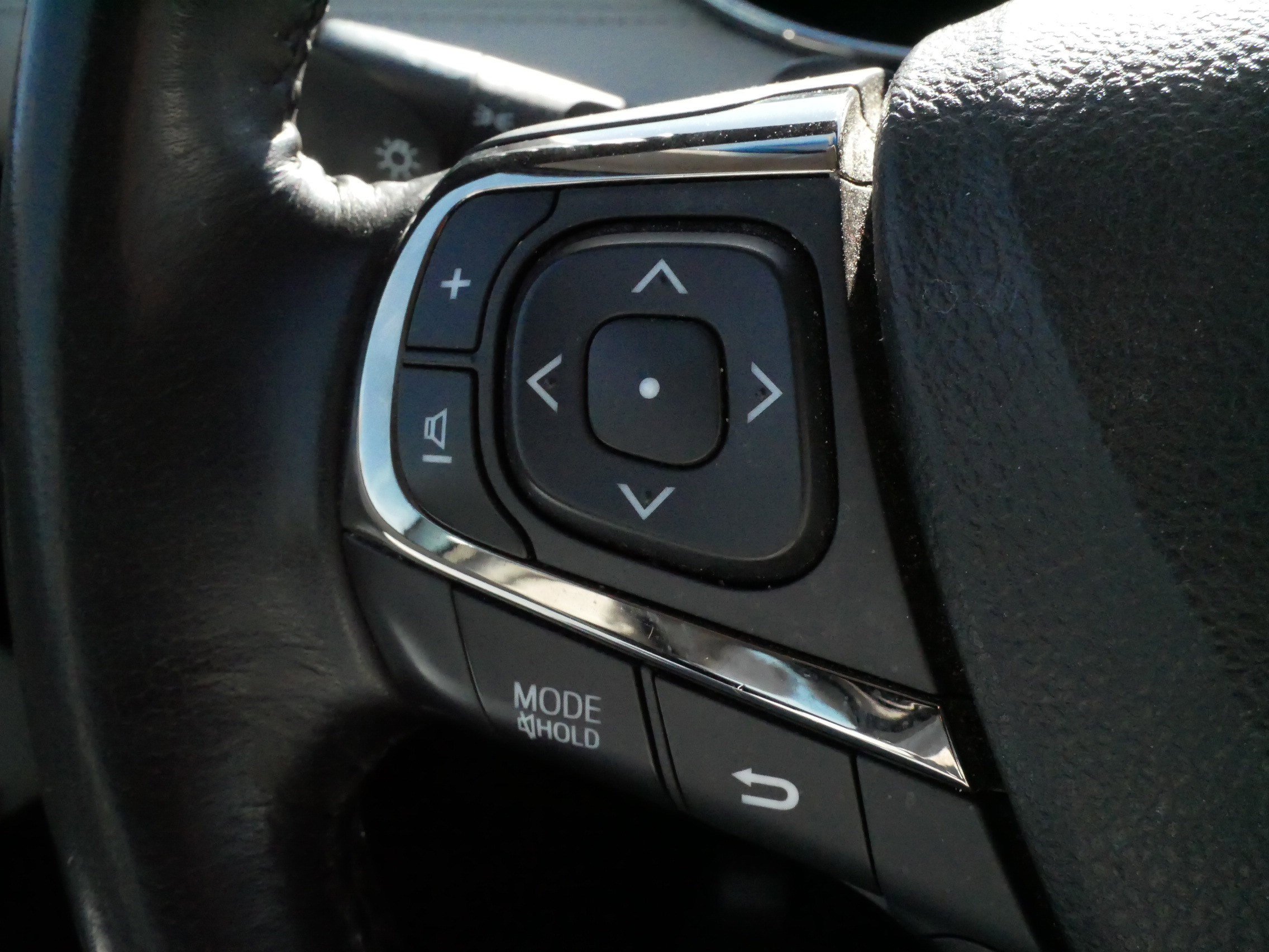 Used 2016 Toyota Avalon XLE Plus image 28