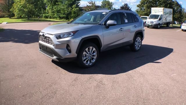 Certified 2019 Toyota RAV4 Limited w/ Cold Weather Package AWD/4WD image 4