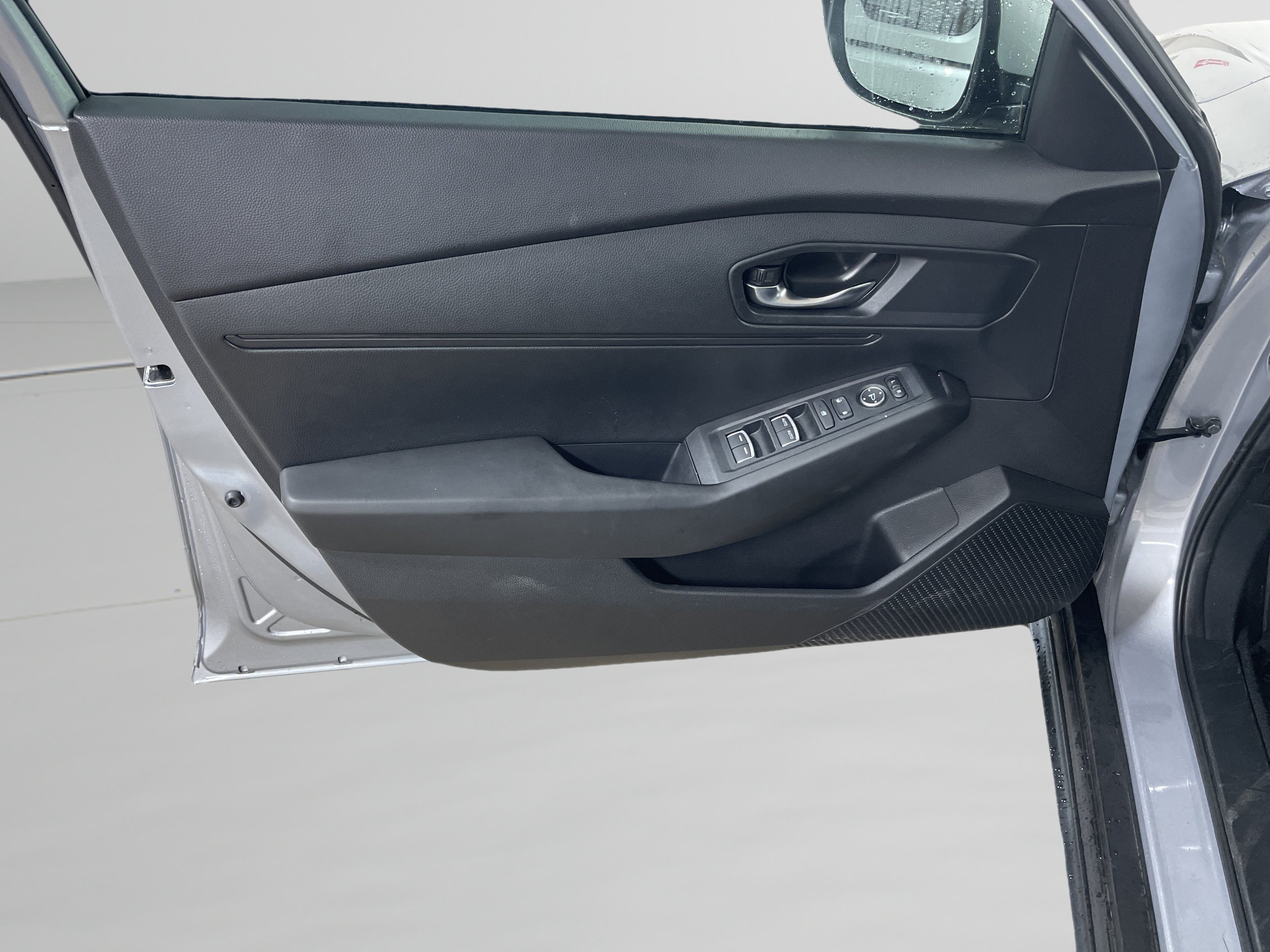 Used 2023 Honda Accord LX image 12