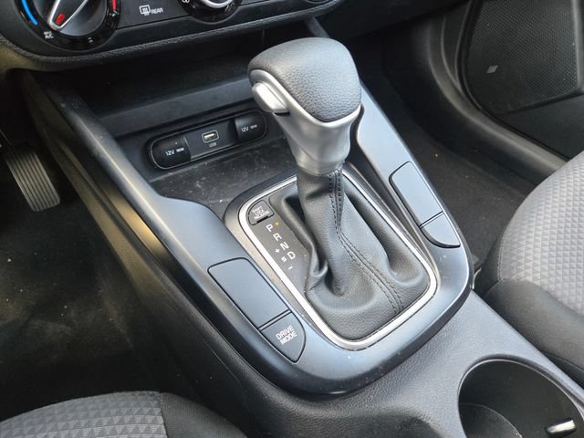 Certified 2025 Kia Soul LX w/ LX Technology Package FWD image 14