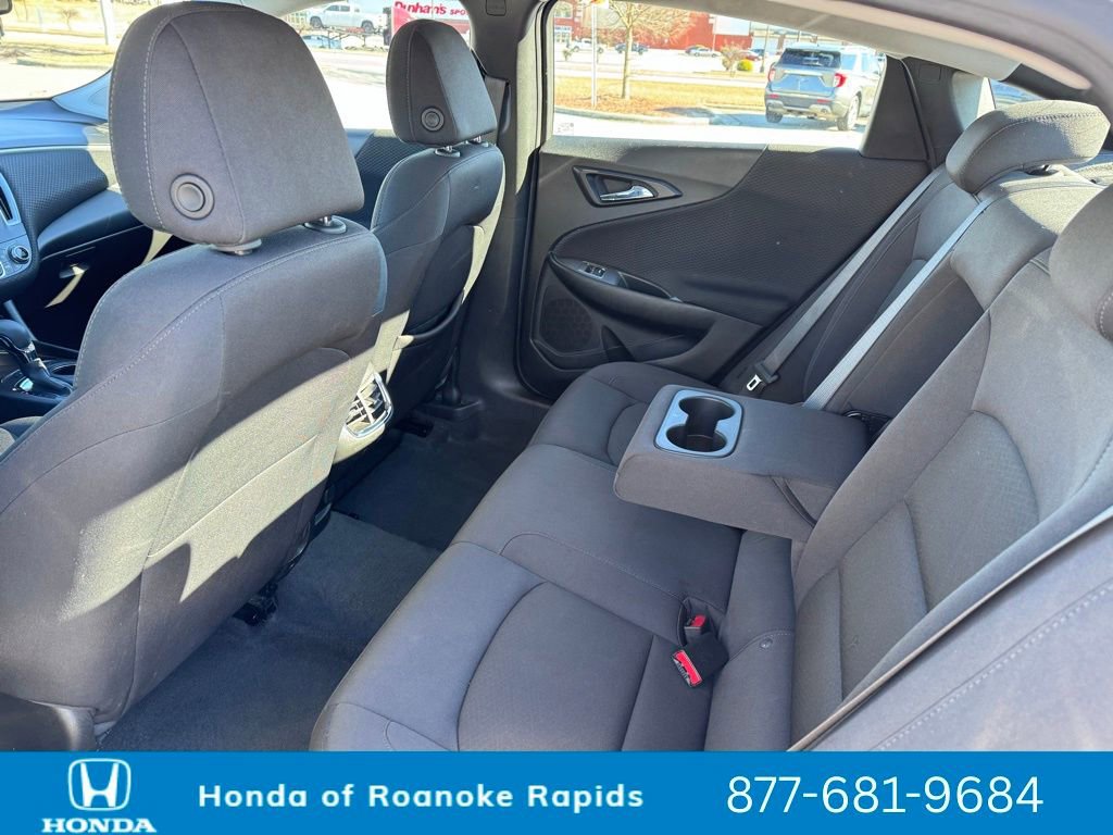 Used 2024 Chevrolet Malibu LT image 25